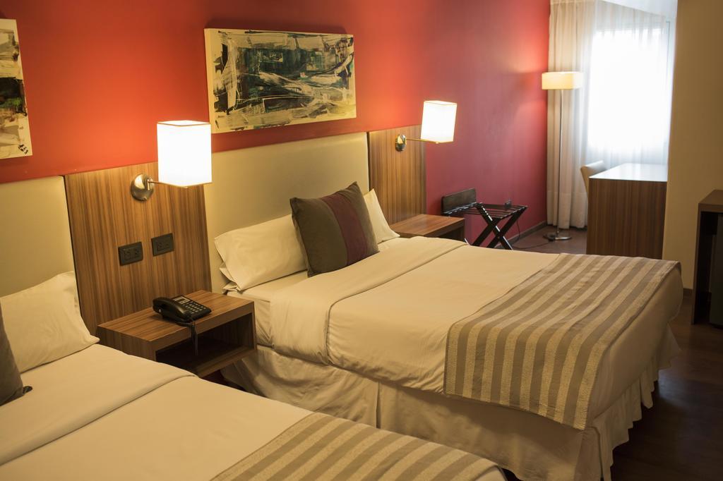 Hotel Bicentenario Suites & Spa Сан-Мігель-де-Тукуман Номер фото